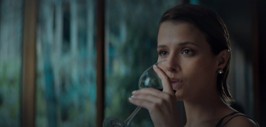 Песня из сериала Жить жизнь с Аксеновой (2023) OST
